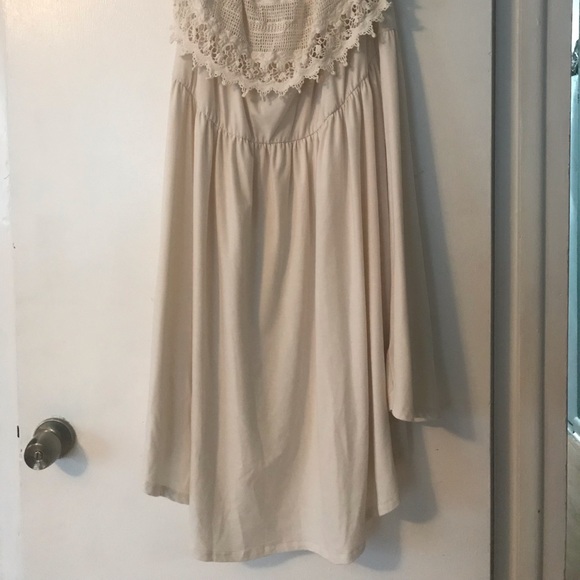 lace hem off the shoulder V Dress - Picture 4 of 4